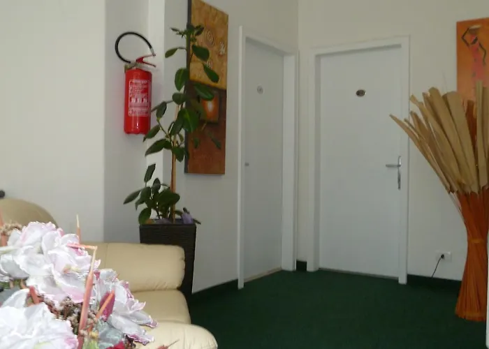 Alpino Hotell Malcesine