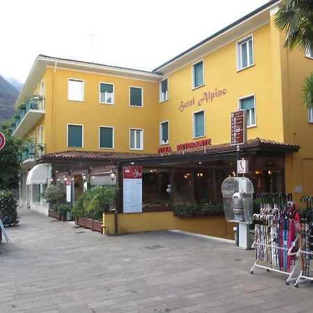 Alpino فندق 2*
