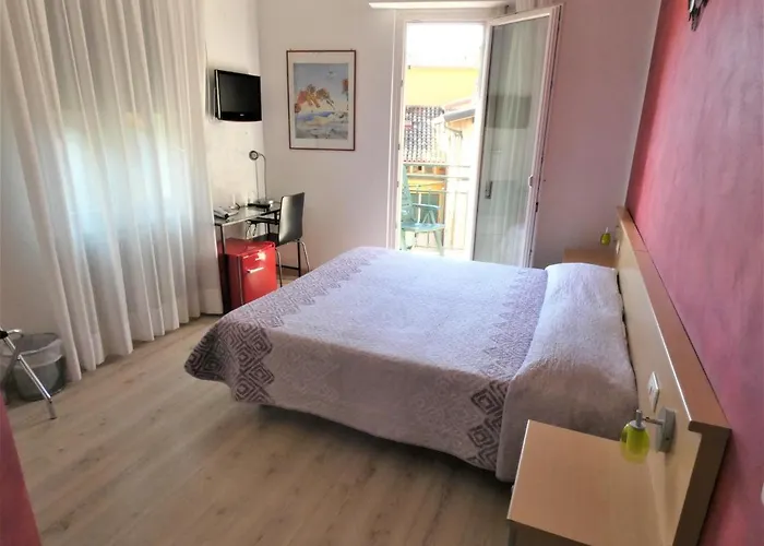 Alpino Hotel 2*
