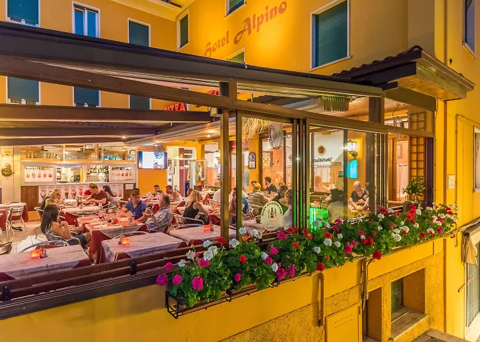 Alpino 호텔 2*