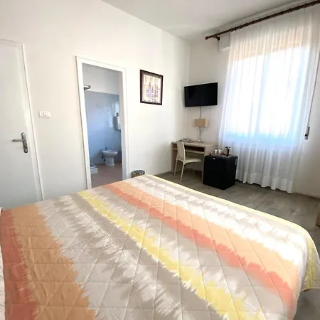 Hotell Alpino 2*